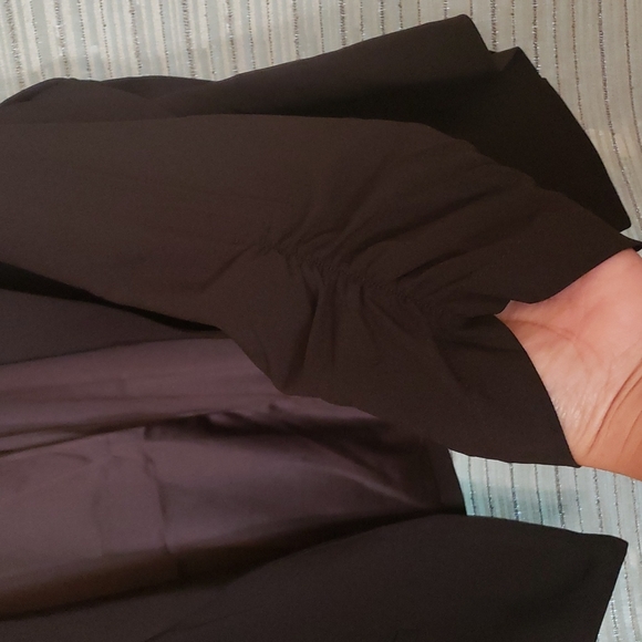 Plus size 2X Torrid black crepe blazer - Picture 8 of 9